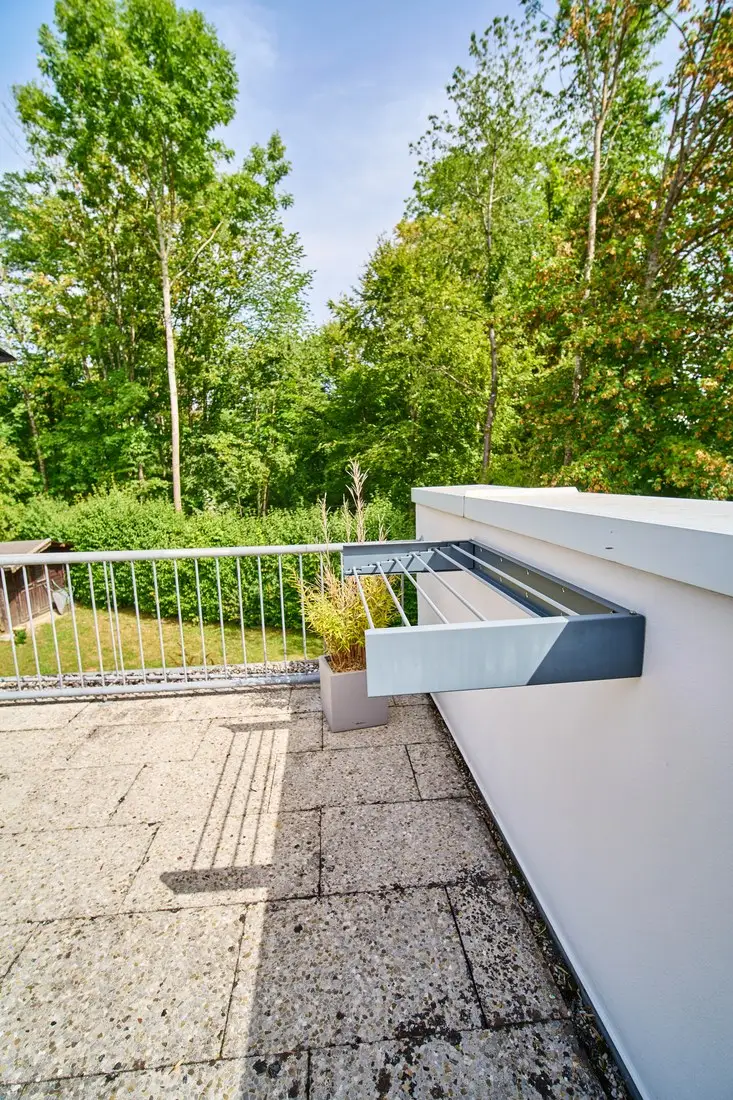 Wandwäschetrockner an der Terrassenwand